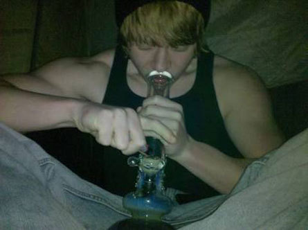 cosmicemily:  ithoughtiwasyourboyfriend:  RON WEASLY IS OUR KING   hahaha fucking gingers<3 
