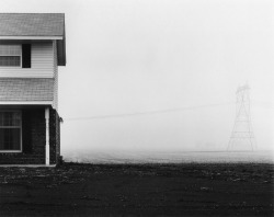 Tract house, Illinois photo by David Plowden, 1981