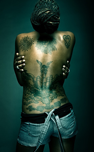 http://exoticaplus.tumblr.com/post/7734172884