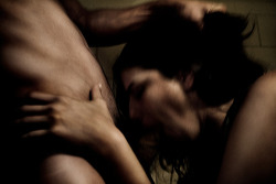 cindersk:  fringeofdarkness:   On Hunger.  Hunger is often thought of as a Dominant’s domain, as in hungering for his girl and taking her in any way he chooses.  In this context, there is nothing quite like the rutting of a Dominant who craves his