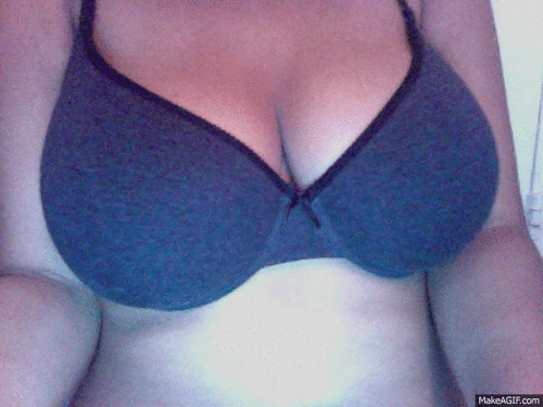 imapervert:  We need more white girls with dark enough joints like this to be in #TeamAreola She’s winning 