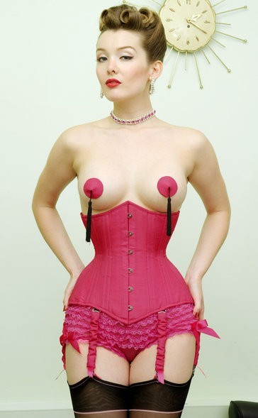 edgina:  Rich magenta and retro clock. Lingerie by What Katie Did. 