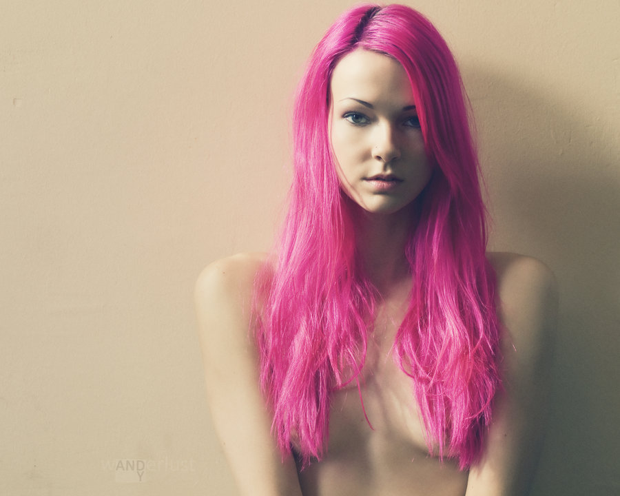 mockhare: “Plugless” by LCnS