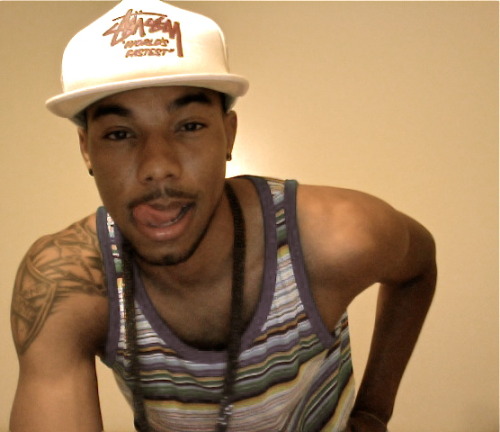loverboysolo: You coming to me .. or should I come to you?