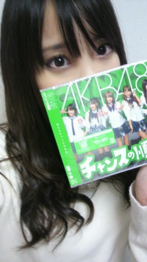 t-69:  やっほい『チャンスの順番』きたーーーー！タイプKだよ☆横山さん・ω・キランチームKさんのPVがめちゃめちゃかっこよいのです!!物語風になってるのが良い!!あらいぶ☆でもAもB欲しい!ってか『予約したクリスマス』の曲も好きです(´＞ω＜｀)ノあれはやびゃあやびゃあ。