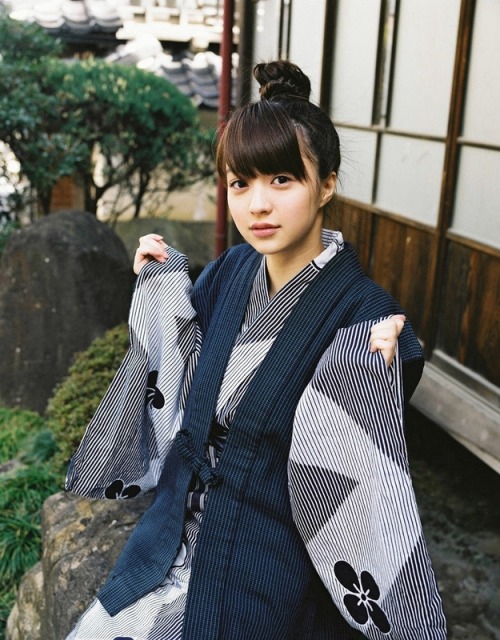 l9g: 【マスメディア】ＮＨＫ気象キャラ、春ちゃんが人気　「萌え」が魅力…フォロワーは4万人以上 なんか憑かれた速報