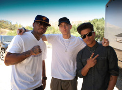 fuckyeahbrunomars:  Eminem and Royce Da 5’9” linked up with Bruno Mars to shoot the video for their inspiring anthem “Lighters.” In the first image from the Los Angeles set, Em poses with his arm around his Bad Meets Evil partner and the “Grenade”