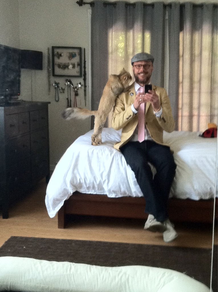 junkyard-bodhisattva:  I went to a friend’s house to look in on his smoosh-faced