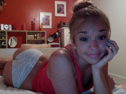 damyuhlookgood:  http://damyuhlookgood.tumblr.com/ insideofdt:  Back Dimples  