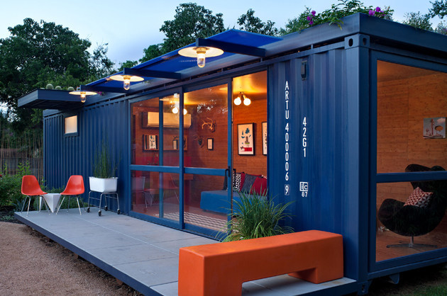 ilikeartalot:  House made out of a shipping container by Poteet Architects 