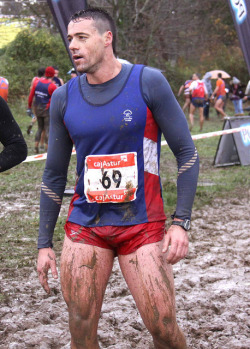 freeballdfw:  nylonshortslover:  Love Messy Fucking Hot Runners!  #freeballing #gay #commando #bulge