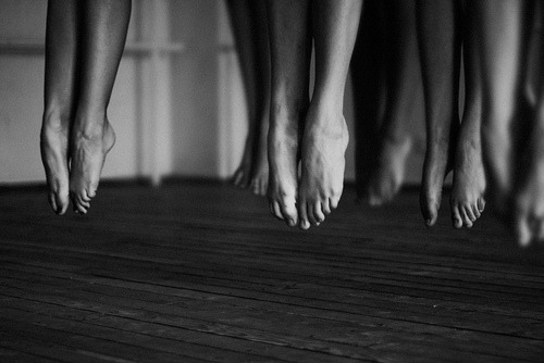 mamadeanna:  so beautiful how something like a ballet class can look so much like
