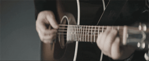 eujadesafieialeidagravidade:  “Existem músicas que mudam a vida da gente completamente, não é? Existem músicas que tem o poder disso, de mudar e completar a gente.” Luan Santana 