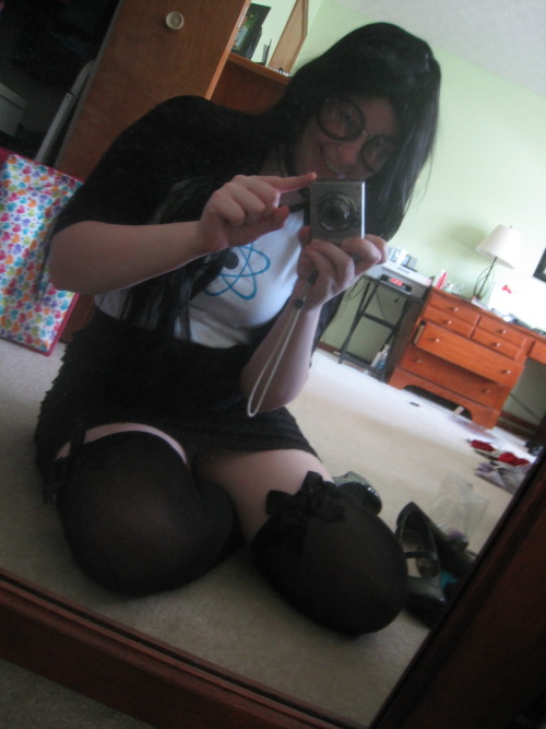 rifle-kind:happy thigh high thursday!!