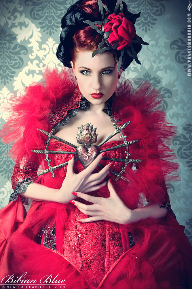 devakiblack:  Clothing- Bibian Blue Model- Ulorin Vex 