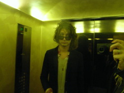 amandadecadenet:  Mr V in the elevator -Paris 