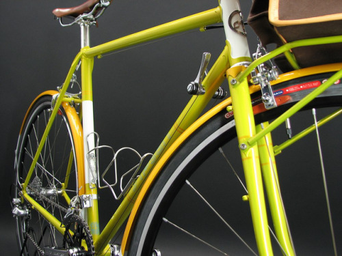 chirosangaku:  IMG_5364 by YiPsan bicycles on Flickr.