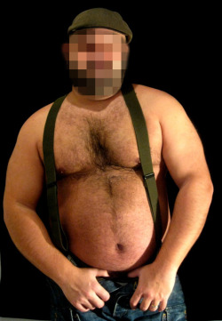 bearsinsuspenders:  From the always amazing Real Thick on Google groups. 