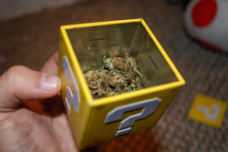 fuckherface:  lol thass a swaged ass stash box 