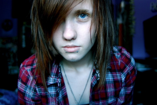 raggedyandie:  This is probably the best shot of me.  I don’t look like this anymore. Well, I guess the only difference is that now I have long red hair. 