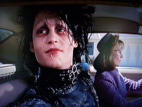 Edward Scissorhands & Mrs. Boggs<3