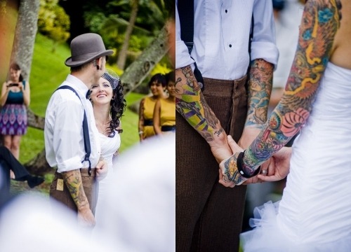 fuckyeahmk1s:  iloveyoulessthanpunk:  This is so gorgeous, oh my goodness.  my wedding
