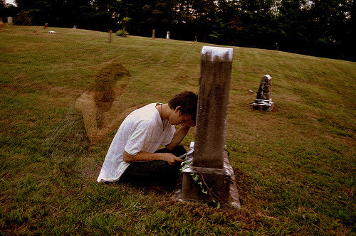 aliceinbitchland:  always reblog this.   :(