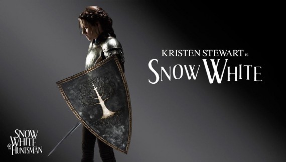 SNOW WHITE AND THE HUNTSMAN
This is a little late, but better late than never, right? I went to this panel at Comic-Con because I wanted a little bit more insight into what separated this film and the other upcoming Snow White movie helmed by Tarsem...