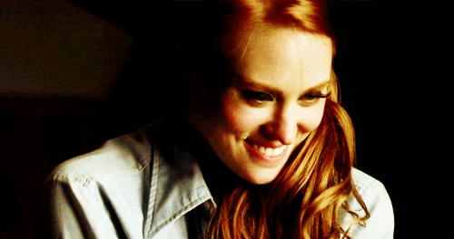 beckyloves:  oh my god.     My main reason for watching the show! Other than the other pervy shyt