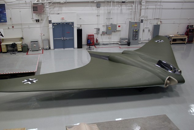 smamsblog:  The Horten Ho 2-29 The first stealth bomber ever created.  Created