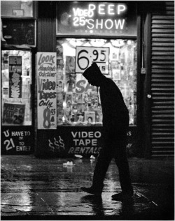 newamsterdamlemonade:  Times Square, NYC, 1989. by Matt Weber. (urbanphotos) 