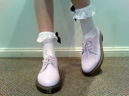 in5ane:  I HAVE THOSE SOCKS. THEY CAME IN THE MAIL TODAY. WHOA.   I want those socks!