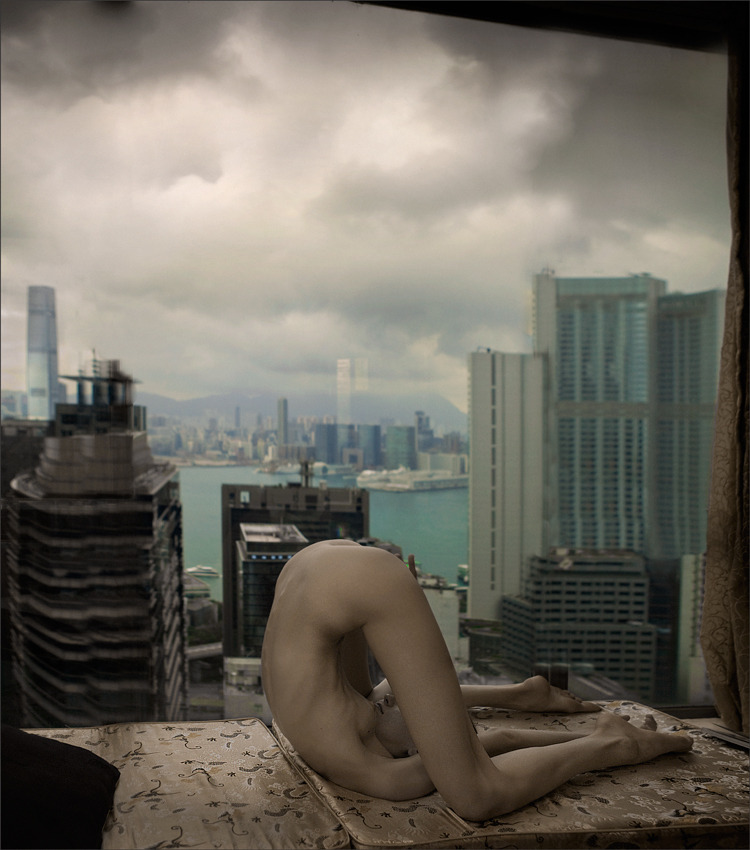 girlsdoingyoga:  angelomisterioso:  Pavel Kiselev   .  Nude Yoga