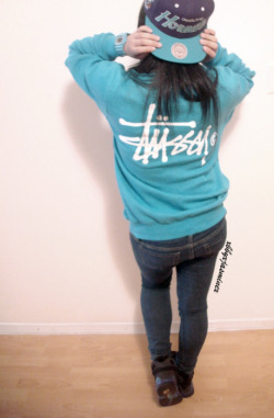 mylazythoughts:  My girls wear stussy ;) 