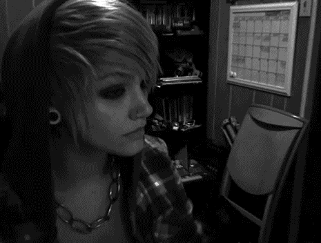 Reblog If You're A Girl Who Likes Girls.