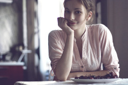 pedalfar:  500px: Popular photos - Girl with cherry by Alexandra Musatova 