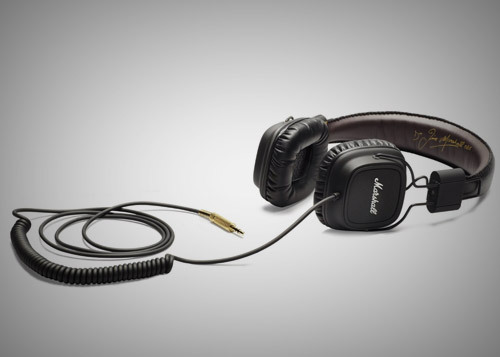 Marshall Audio Major Headphone Product Description: “The Major encloses vast amounts of the massive Marshall legacy. The exterior of the headband is made out of the same vinyl used in Marshall amplifiers and it bears the original Marshall texture....
