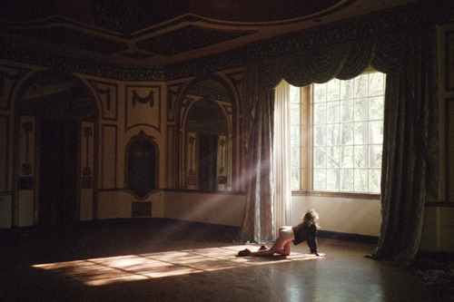 IRÈNE thanks Logan White for her contribution to the second issue of IRÈNE, 