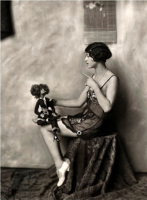 Alfred Cheney Johnston
Ziegfeld Girl , 1920s