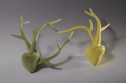 ceramicsnow:  Natalia Dias: Sweet hearts, 2010, porcelain, aprox. 30x23x13cm 