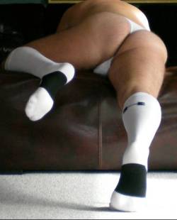 jacksockman:  *love* those sox Under Armour makes the beat sports gear! 