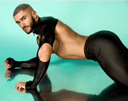 Francois Sagat: Fashion icon…. porn pictures