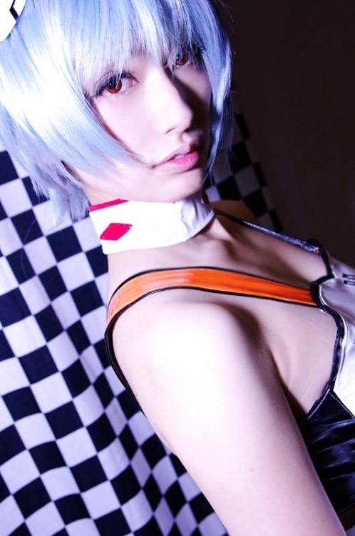 cosplaygirl:  [みつばち茉莉] 新世紀エヴァンゲリオン: 綾波レイ - コスプレCure