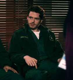 matafari:  Richard Madden is a fucking tease. 