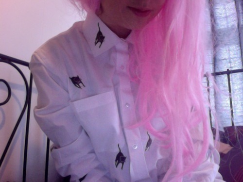 pale-0rgasm:  bodyelectricm:  Pale Bitch ♡  motherfucker pale blog
