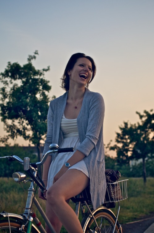 pedalfar:  Julia und ihr Diamant (via Robert Agthe)