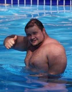 superbears:  kubiak:  justbulls:  Wet Bull  please come to my pool. now.  WANNA SEE HIM FINALLY TOTALLY NAKED 