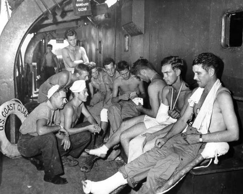 dogatemytank: 1944US Coast Guardsmen and wounded paratroopers, Noemfoor Island, Dutch New Guinea (In