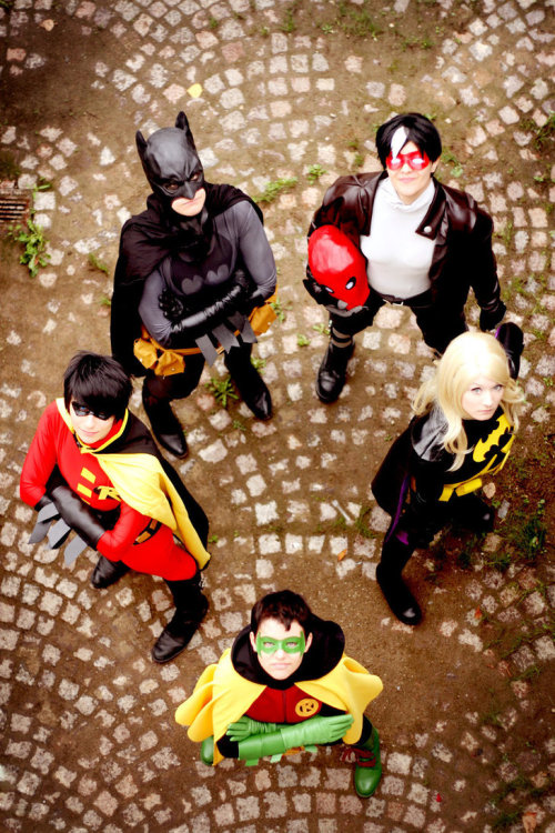 fuckyeahjasontodd: kryptongirl: Good morning afternoon tumblr! &lt;3 Hell yeah Batkids!&nbs