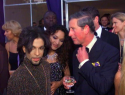 awesomepeoplehangingouttogether:  Prince